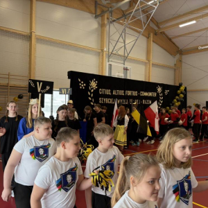 pokaż obrazek - Uroczyste otwarcie hali sportowej
