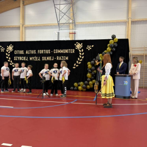 pokaż obrazek - Uroczyste otwarcie hali sportowej