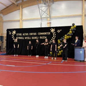 pokaż obrazek - Uroczyste otwarcie hali sportowej
