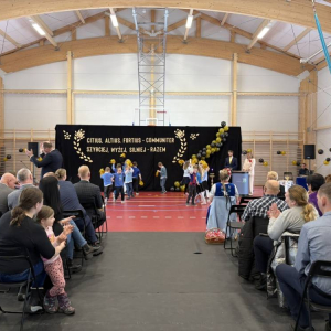 pokaż obrazek - Uroczyste otwarcie hali sportowej