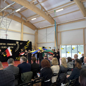 pokaż obrazek - Uroczyste otwarcie hali sportowej