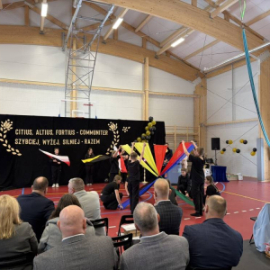 pokaż obrazek - Uroczyste otwarcie hali sportowej