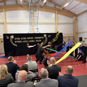 pokaż obrazek - Uroczyste otwarcie hali sportowej