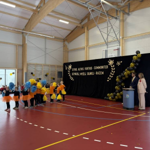 pokaż obrazek - Uroczyste otwarcie hali sportowej