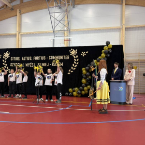 pokaż obrazek - Uroczyste otwarcie hali sportowej