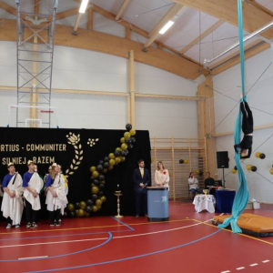 pokaż obrazek - Uroczyste otwarcie hali sportowej