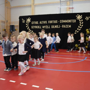 pokaż obrazek - Uroczyste otwarcie hali sportowej