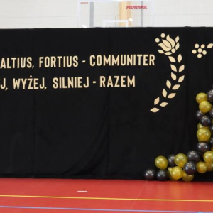pokaż obrazek - Uroczyste otwarcie hali sportowej