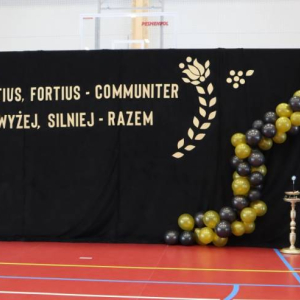 pokaż obrazek - Uroczyste otwarcie hali sportowej