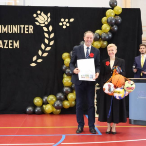 pokaż obrazek - Uroczyste otwarcie hali sportowej