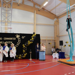 pokaż obrazek - Uroczyste otwarcie hali sportowej