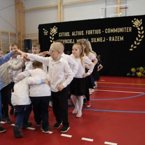 pokaż obrazek - Uroczyste otwarcie hali sportowej