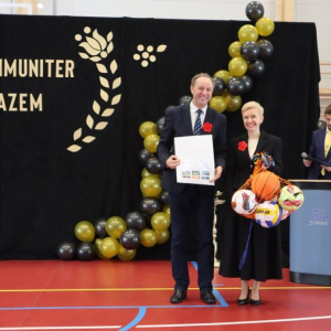 pokaż obrazek - Uroczyste otwarcie hali sportowej