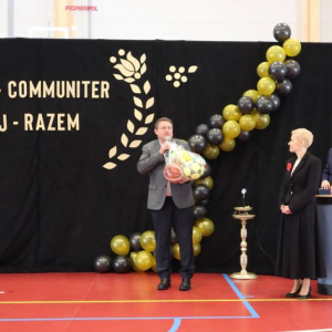 pokaż obrazek - Uroczyste otwarcie hali sportowej