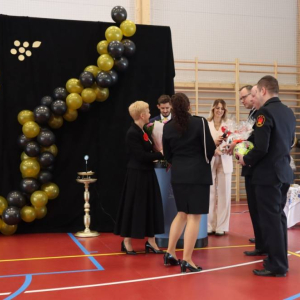 pokaż obrazek - Uroczyste otwarcie hali sportowej