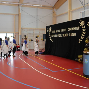 pokaż obrazek - Uroczyste otwarcie hali sportowej