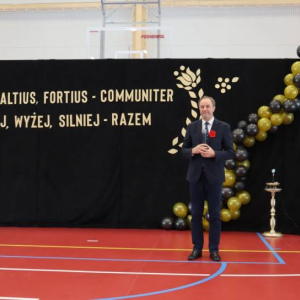 pokaż obrazek - Uroczyste otwarcie hali sportowej