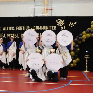 pokaż obrazek - Uroczyste otwarcie hali sportowej