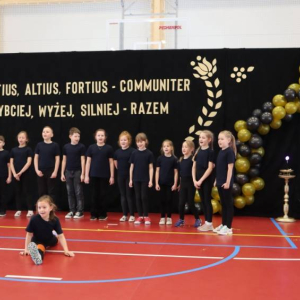 pokaż obrazek - Uroczyste otwarcie hali sportowej