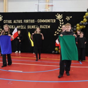 pokaż obrazek - Uroczyste otwarcie hali sportowej