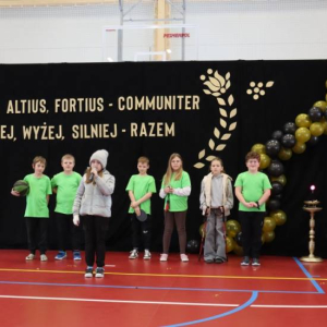 pokaż obrazek - Uroczyste otwarcie hali sportowej