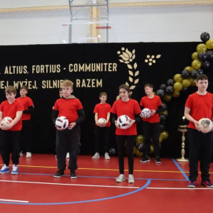 pokaż obrazek - Uroczyste otwarcie hali sportowej
