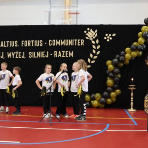 pokaż obrazek - Uroczyste otwarcie hali sportowej