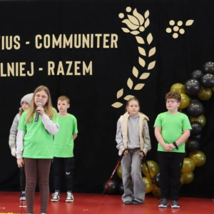 pokaż obrazek - Uroczyste otwarcie hali sportowej