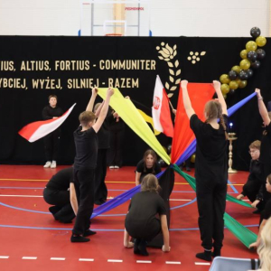 pokaż obrazek - Uroczyste otwarcie hali sportowej