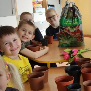 pokaż obrazek - Zajęcia przyrodnicze w oddziale przedszkolnym