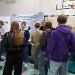 pokaż obrazek -  Giełda Szkół Ponadpodstawowych w Zespole Szkolno-Przedszkolnym w Szemudzie