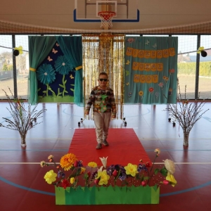 pokaż obrazek - Wiosenny pokaz mody