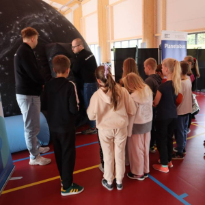 pokaż obrazek - Wizyta Planetobusu z Centrum Nauki Kopernik