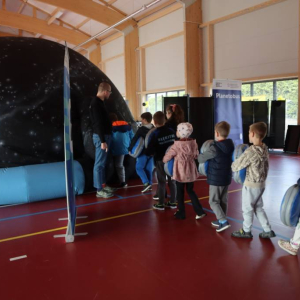 pokaż obrazek - Wizyta Planetobusu z Centrum Nauki Kopernik