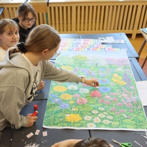 pokaż obrazek - Co tak bzyczy?