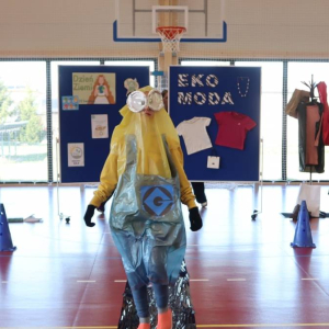 pokaż obrazek - Pokaz mody