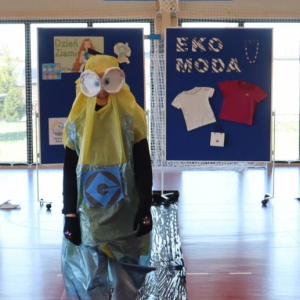 pokaż obrazek - Pokaz mody