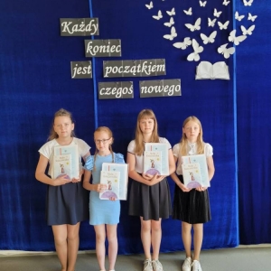 pokaż obrazek - Uczniowie klasy 4