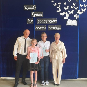 pokaż obrazek - Uczniowie klasy 5