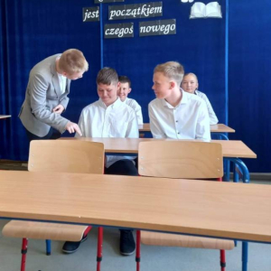 pokaż obrazek - Przedstawienie
