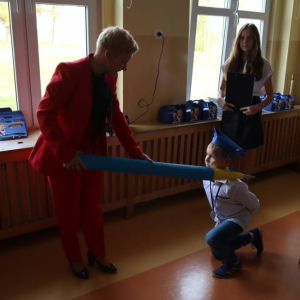 pokaż obrazek - Pasowanie na ucznia