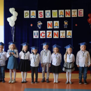 pokaż obrazek - Uczniowie klasy I