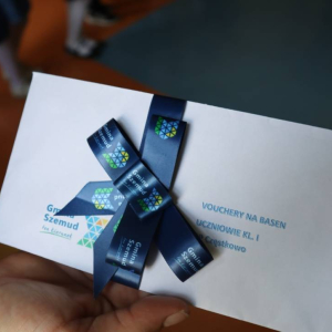 pokaż obrazek - Wręczenie dyplomów i upominków