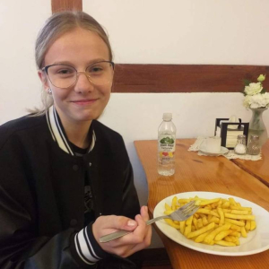 pokaż obrazek - W restauracji