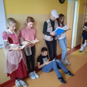 pokaż obrazek - Czytamy na przerwie