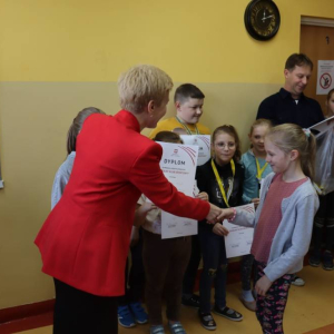 pokaż obrazek - Wręczenie dyplomów
