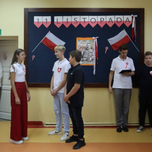 pokaż obrazek - Apel z okazji Święta Niepodległości