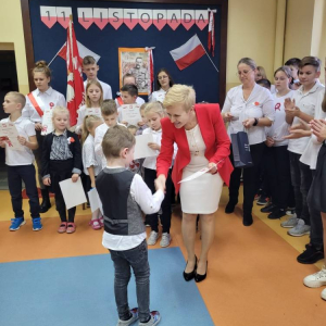 pokaż obrazek - Apel z okazji Święta Niepodległości