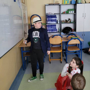 pokaż obrazek - Drama na lekcji języka polskiego w klasie 4