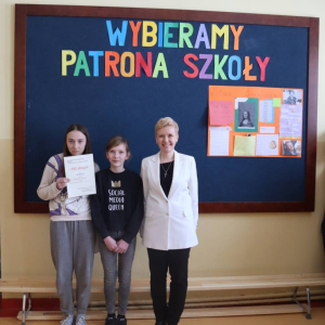 pokaż obrazek - Wręczenie dyplomu